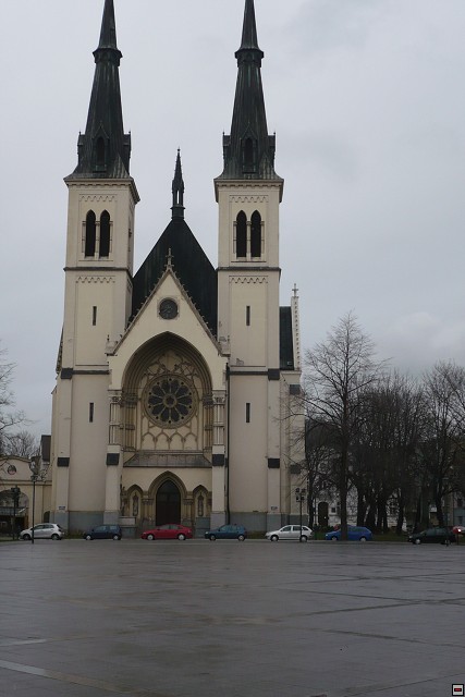 img00003.jpg
